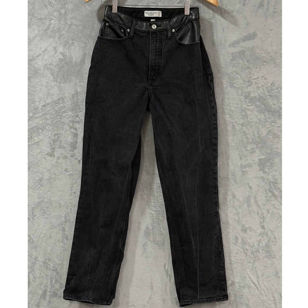 Abercrombie Jeans 90s Straight Ultra High Rise Black Faux Leather A&F Women’s 27